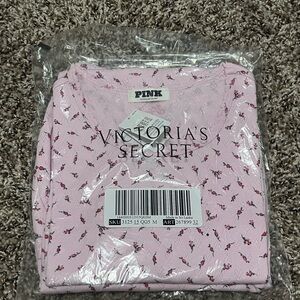 Victoria's Secret Pink Ditsy Floral Lounge Set